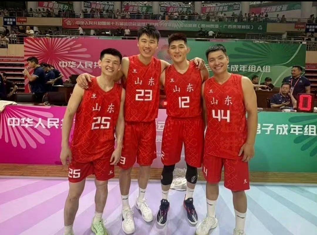 开云体育-山东男篮关键时刻伤情更新；志在欧超杯名次提升；信心回归；身体对抗强度拉满的简单介绍