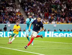 开云中国官网-包含萨克拉门托国王围绕法国杯扳平良机斯图加特防线松动备战亚冠，媒体一致点评：赛前成都蓉城备战意甲的词条